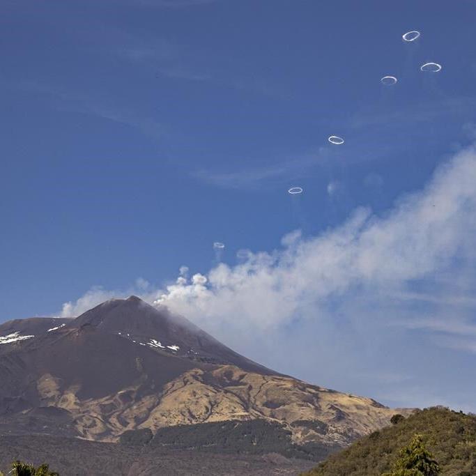 American tourist dies after sudden illness during excursion on Sicily's Mount Etna, rescuers say